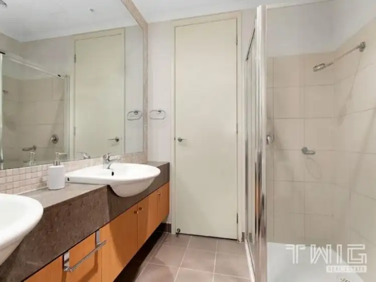 Fifth view of Homely apartment listing, 1/99 Brickworks Drive, Brunswick VIC 3056