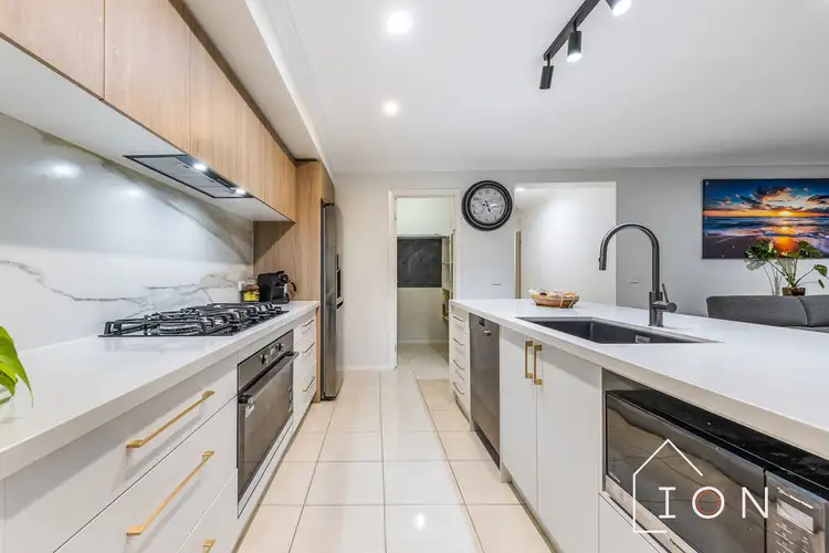 Fifth view of Homely house listing, 30 Flash Dan Drive, Cranbourne East VIC 3977