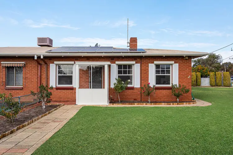 29 Trimmer Parade, Findon SA 5023