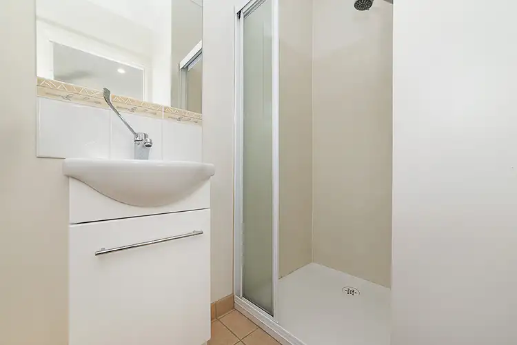 Fifth view of Homely unit listing, 31 B St James Crescent, Warrnambool VIC 3280