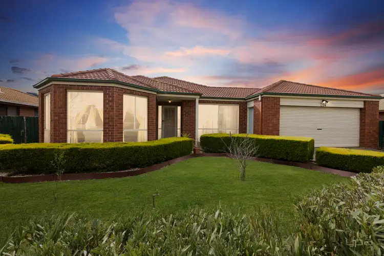 214 Centenary Avenue, Kurunjang VIC 3337