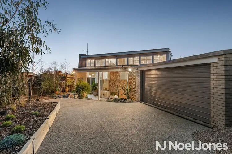 82 Rathmullen Quadrant, Doncaster VIC 3108