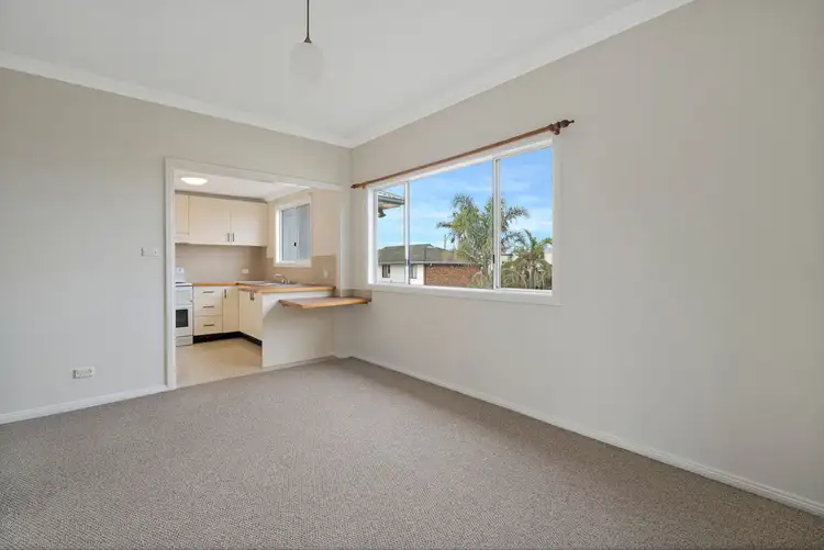 Second view of Homely flat listing, 4/30 Bay Road, The Entrance NSW 2261