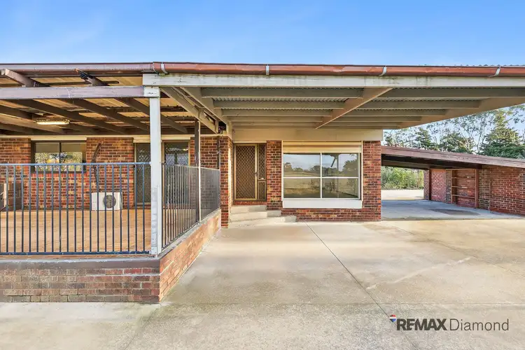 530 Muddy Gates Lane