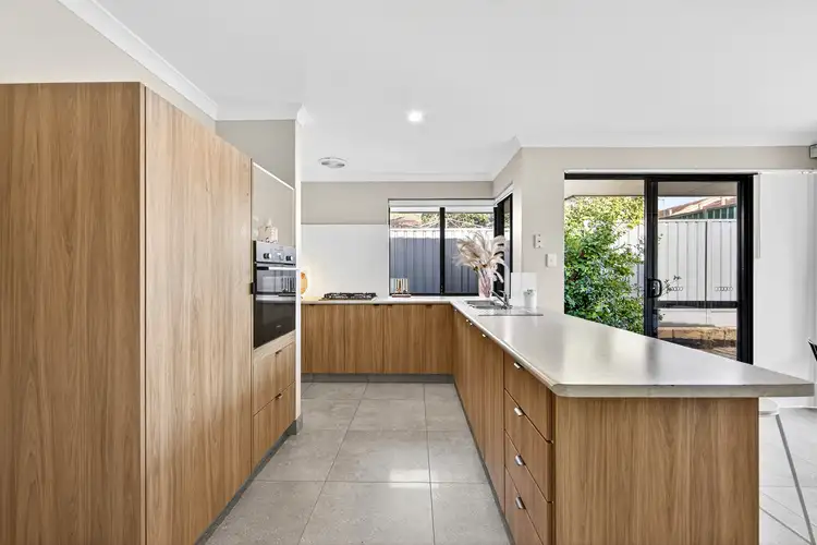 127 Roberts Road, Rivervale WA 6103
