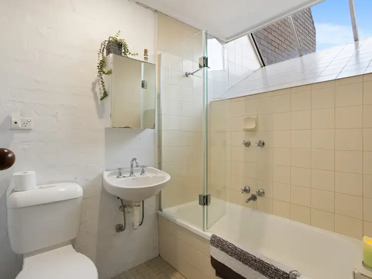 Fifth view of Homely townhouse listing, 2/799 Esplanade, Mornington VIC 3931