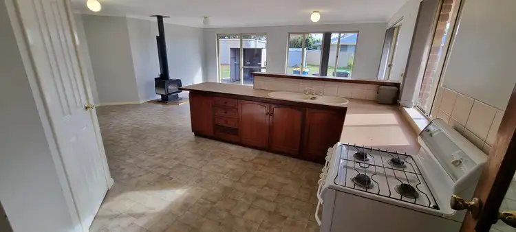 Fourth view of Homely house listing, 73 Le Grande Avenue, Orana WA 6330