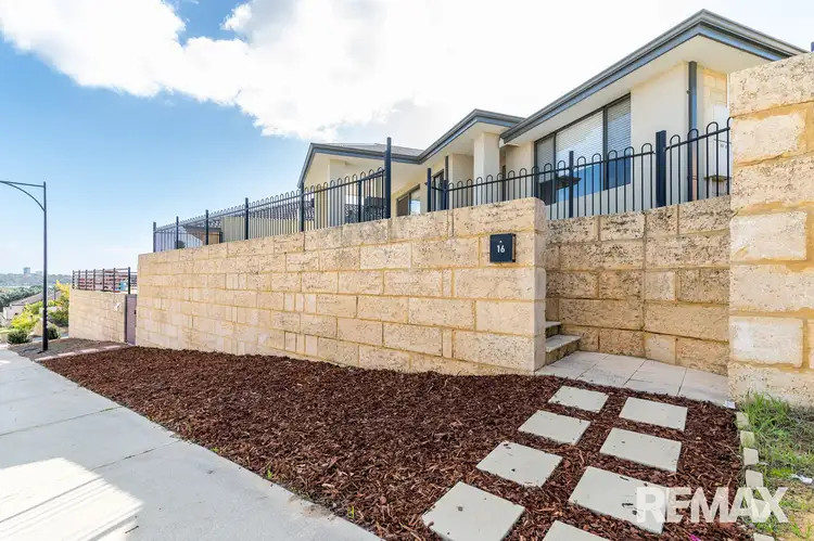 16 Spiccia Way, Sinagra WA 6065