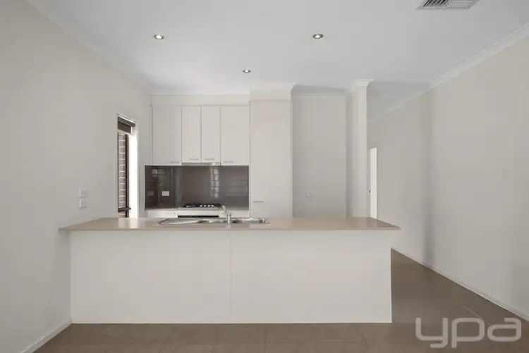 70 Carmen Road, Point Cook VIC 3030