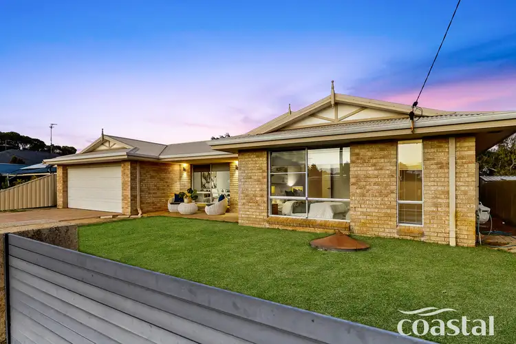 10 Challenger Road, Madora Bay WA 6210