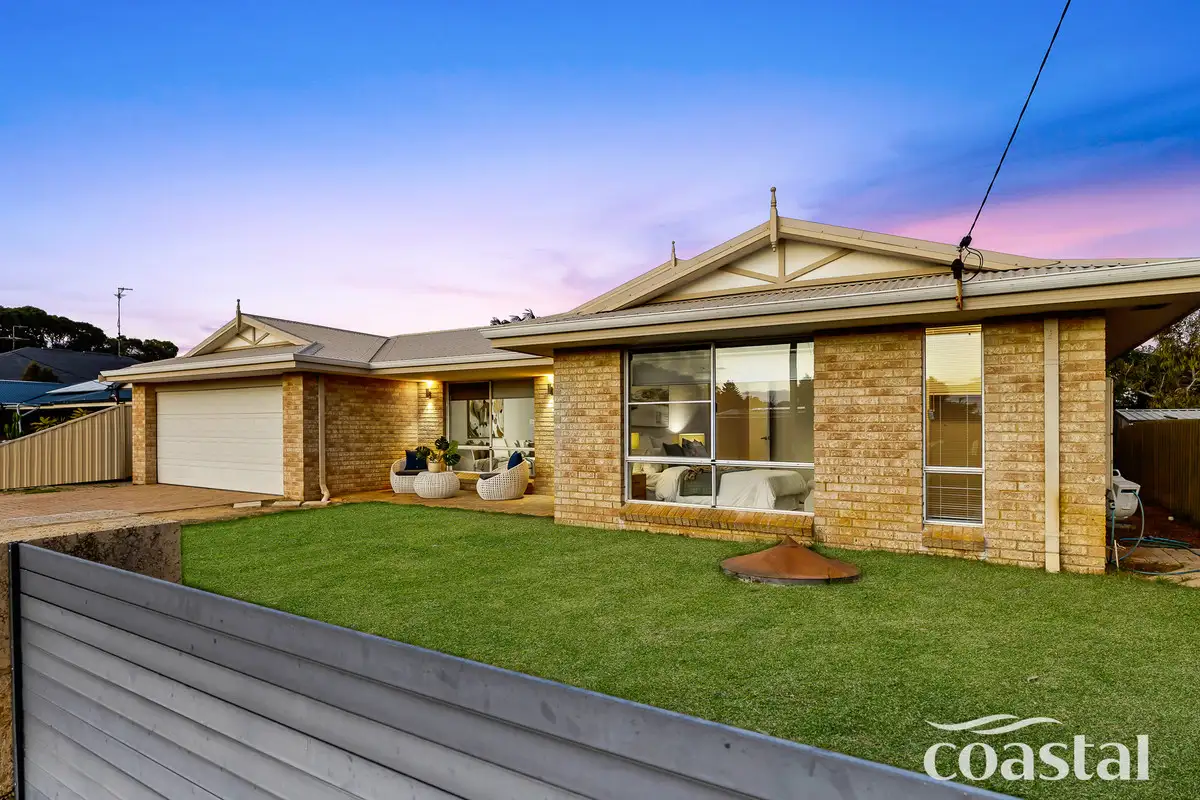 Main view of Homely house listing, 10 Challenger Road, Madora Bay WA 6210