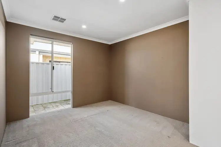 Fifth view of Homely house listing, 10 Sorrento Road, Piara Waters WA 6112
