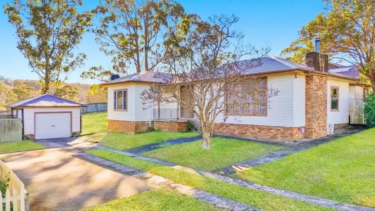 Main view of Homely house listing, 6 Carlson Avenue, Wyoming NSW 2250