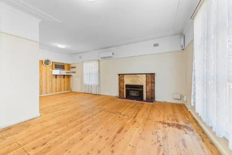 Fourth view of Homely house listing, 6 Carlson Avenue, Wyoming NSW 2250