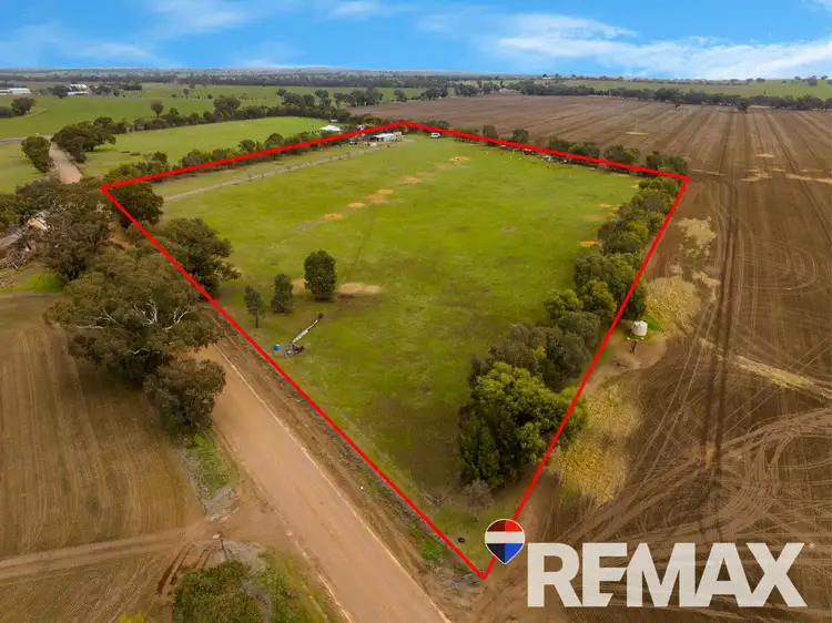 37 Wyoming Lane, Junee NSW 2663