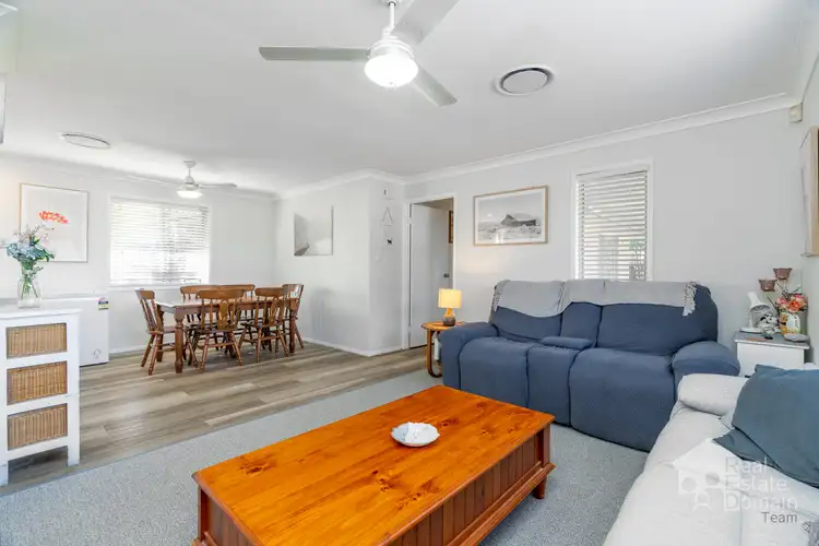 Fifth view of Homely house listing, 8 Hillview Drive, Hillcrest QLD 4118