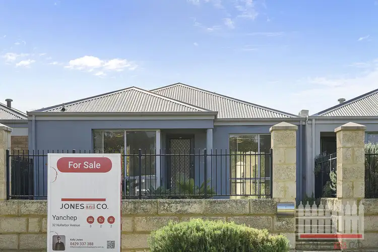 32 Nullarbor Avenue, Yanchep WA 6035