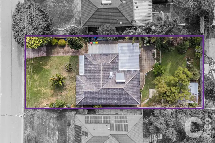 Second view of Homely house listing, 4 Woodley Way, Parmelia WA 6167