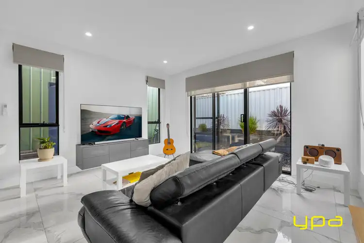 Fifth view of Homely townhouse listing, 2/76 Marklin Street, Cranbourne VIC 3977