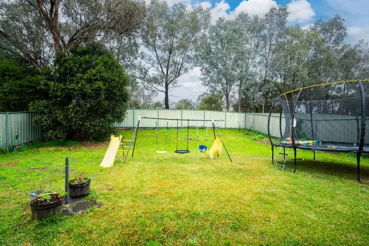 Second view of Homely unit listing, 3/25 Feathertop Circuit, Thurgoona NSW 2640
