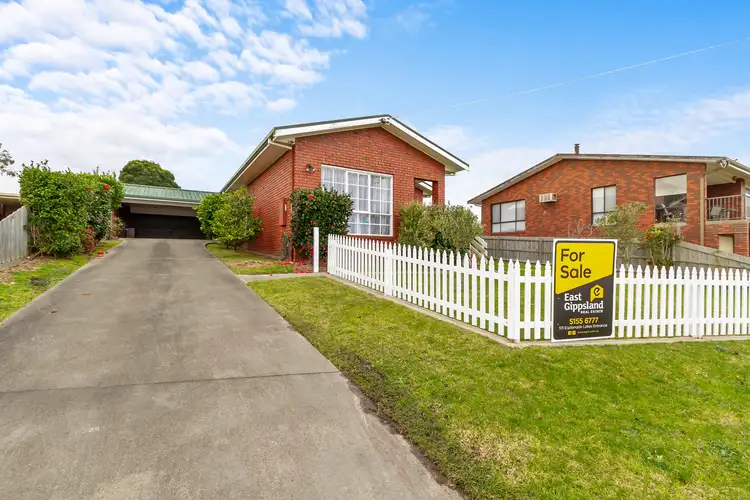12 Bronsdon Street, Lakes Entrance VIC 3909