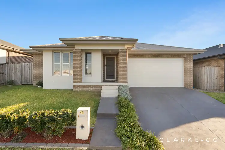 41 Friarbird Ridge, Aberglasslyn NSW 2320