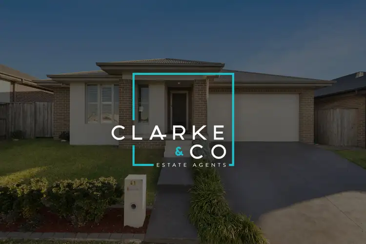 41 Friarbird Ridge, Aberglasslyn NSW 2320
