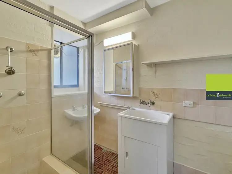 Fourth view of Homely unit listing, 5/11 Queen Street, Goulburn NSW 2580