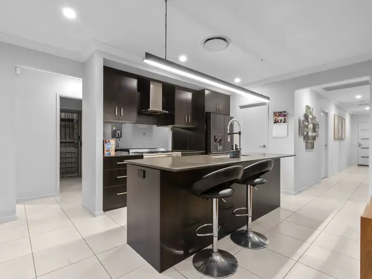 Fifth view of Homely house listing, 2 O'connor Court, Augustine Heights QLD 4300