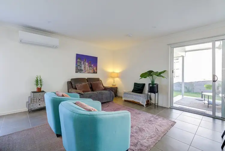 Second view of Homely house listing, 2 Sabine Circuit, Holmview QLD 4207
