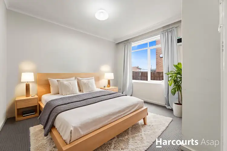 2/8 Kelvin Grove, Springvale VIC 3171