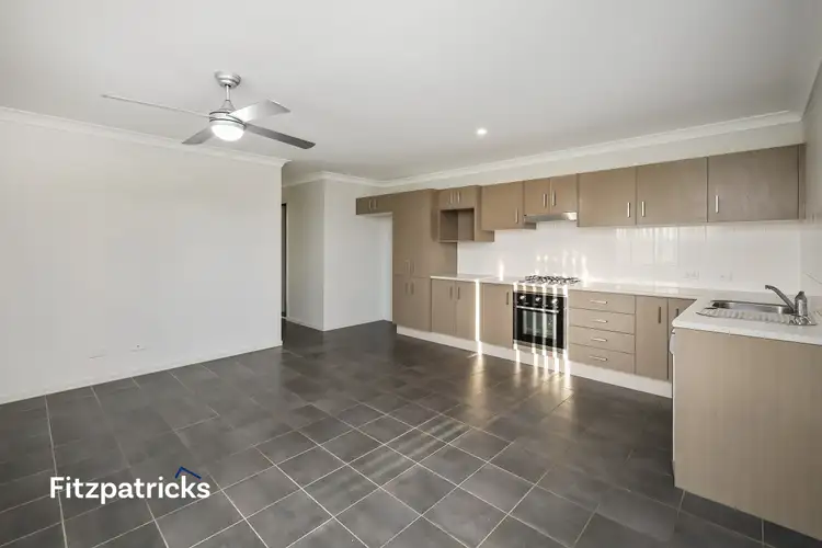 Main view of Homely unit listing, 2/28 Morris Crescent, Gobbagombalin NSW 2650