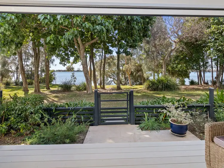 113/8 Spinnaker Drive, Sandstone Point QLD 4511