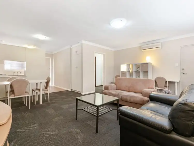 17/8 Wood Street, Inglewood WA 6052