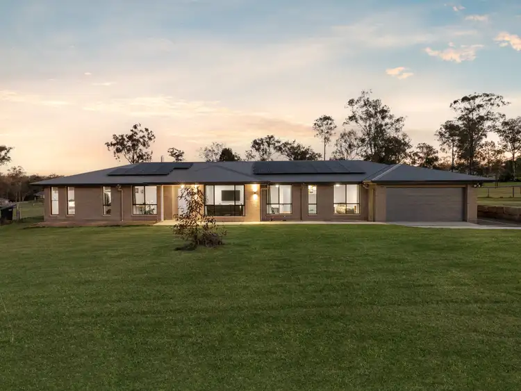 11 Poinciana Avenue, Rifle Range QLD 4311