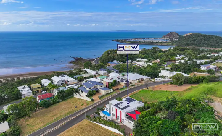 Third view of Homely house listing, 25 Bayview Drive, Lammermoor QLD 4703