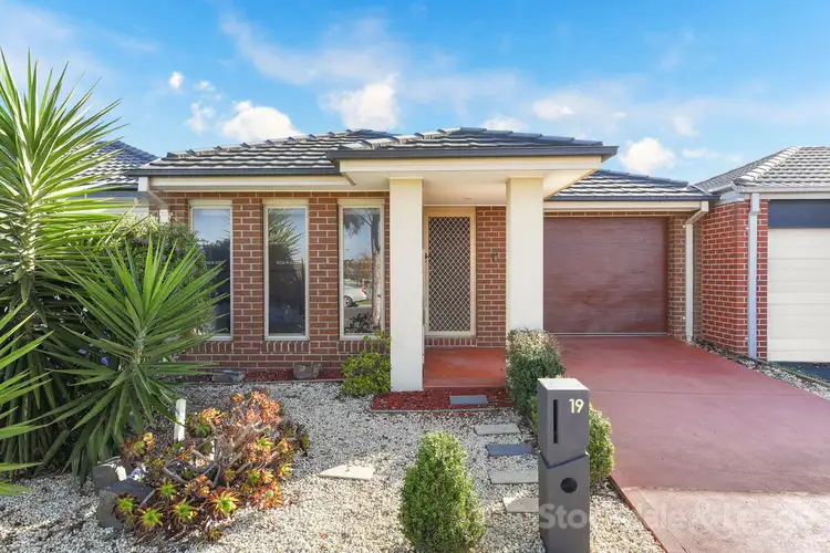 Main view of Homely house listing, 19 Marrone Boulevard, Cranbourne East VIC 3977