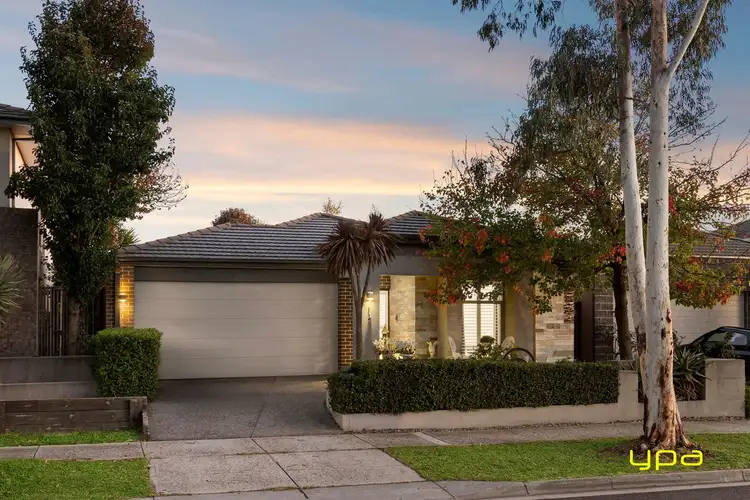 12 Percheron Way, Clyde North VIC 3978