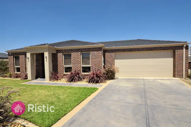 Main view of Homely house listing, 33 Belinda Court, South Morang VIC 3752