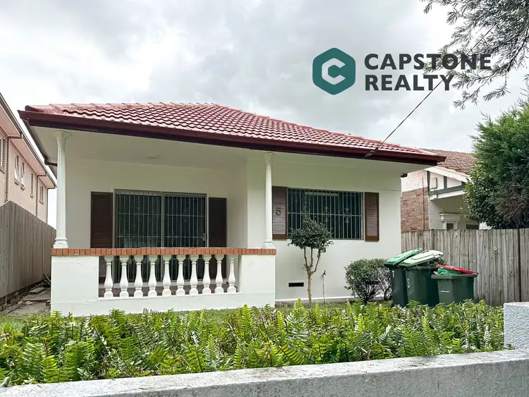 5 Mills Crescent, Burwood NSW 2134