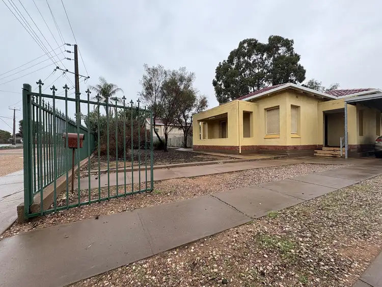3 Seaview Road, Port Augusta SA 5700