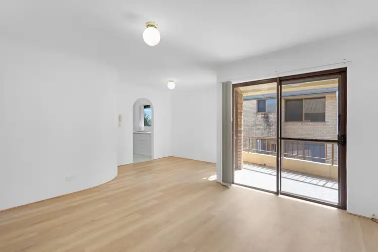Third view of Homely unit listing, 9/1925 Gold Coast Highway, Burleigh Heads QLD 4220