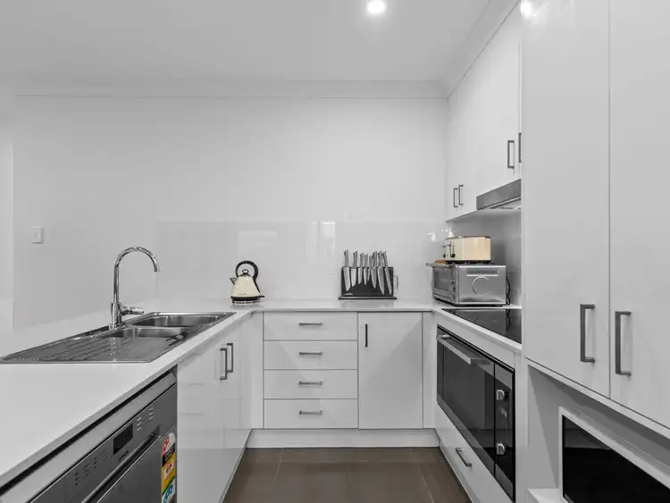 Fourth view of Homely house listing, 2/163 Douglas Street, Oxley QLD 4075