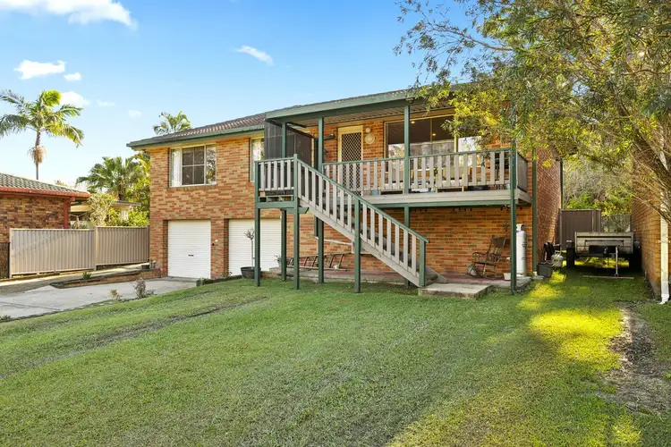 16 Hillside Drive, Urunga NSW 2455