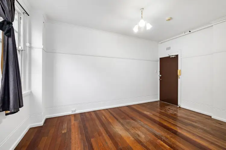 Second view of Homely studio listing, 32/5 Darley Street, Darlinghurst NSW 2010
