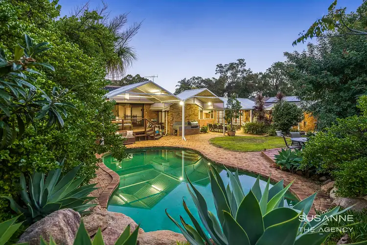 10 Cagney Way, Lesmurdie WA 6076