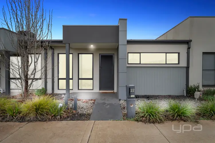 Main view of Homely house listing, 22 Donnington Walk, Thornhill Park VIC 3335