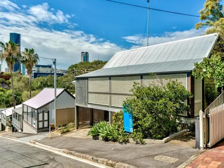 Main view of Homely house listing, 28 Kinross Street, Spring Hill QLD 4000