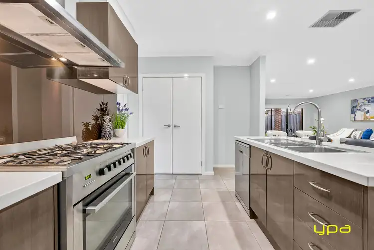 Sixth view of Homely house listing, 6 Bridport Street, Cranbourne West VIC 3977