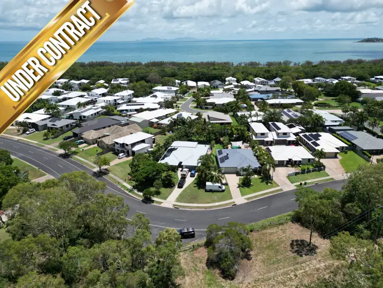 98 Pacific Drive, Blacks Beach QLD 4740